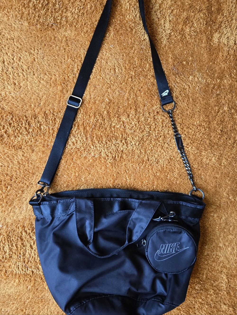 Nike Black Gym Bag With Mini Pouch and Keyrings